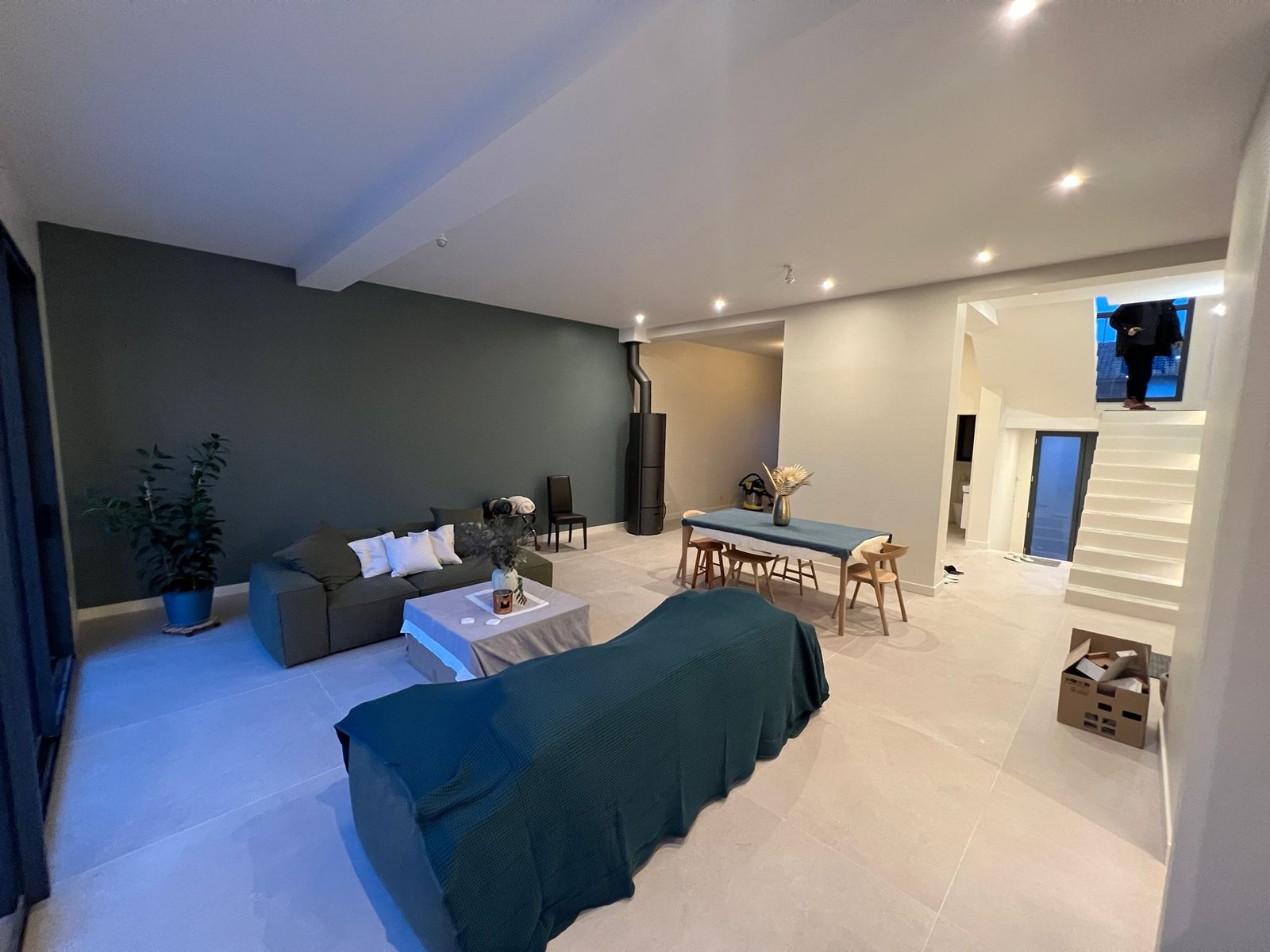 Cuisine & séjour rénové – vue 1