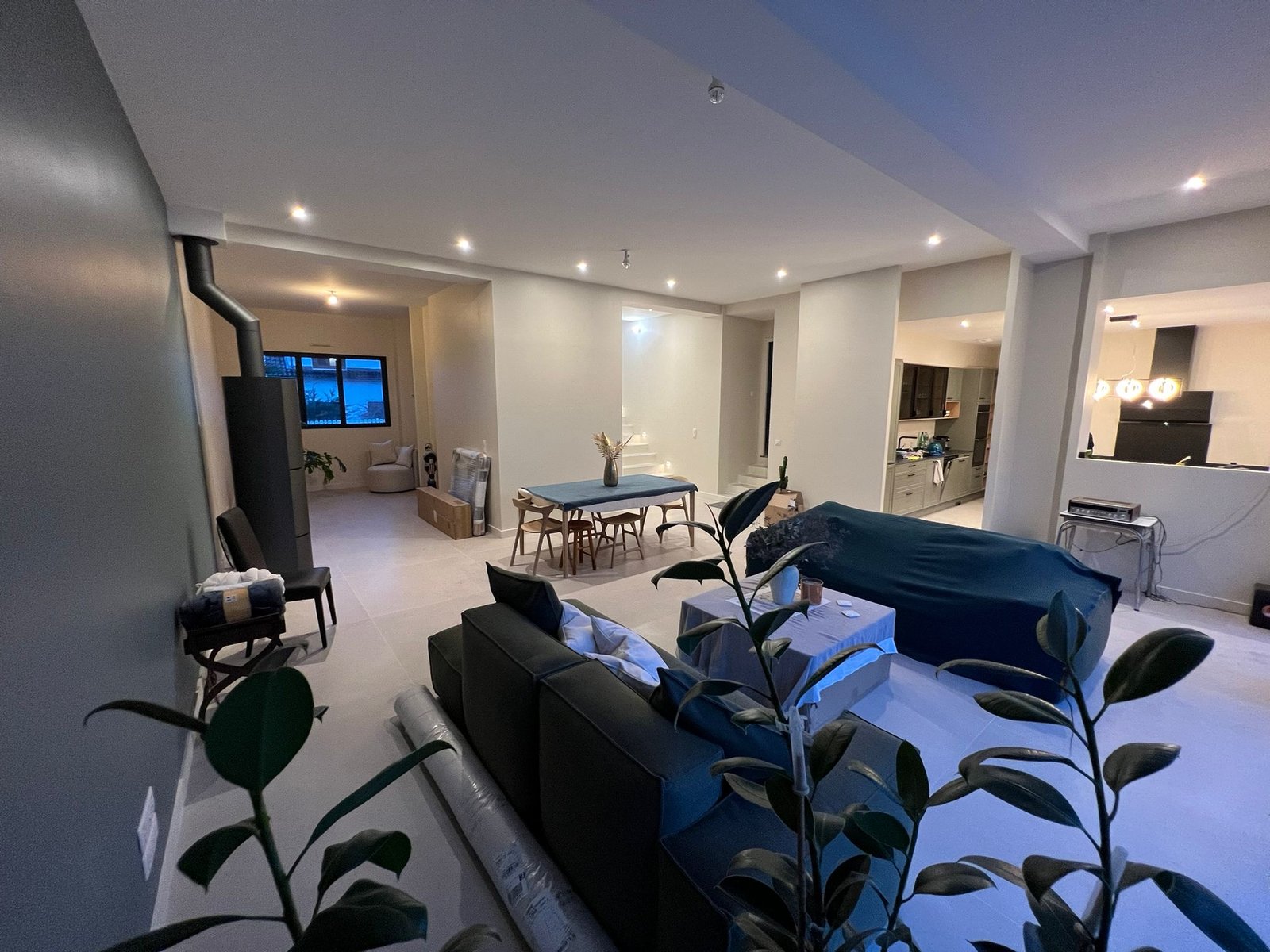 Cuisine & séjour rénové – vue 3